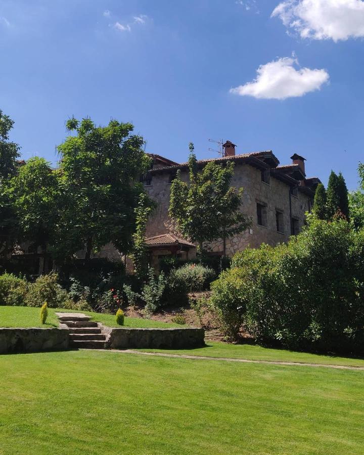 Hotel Ribera Del Corneja Navacepedilla de Corneja Екстер'єр фото