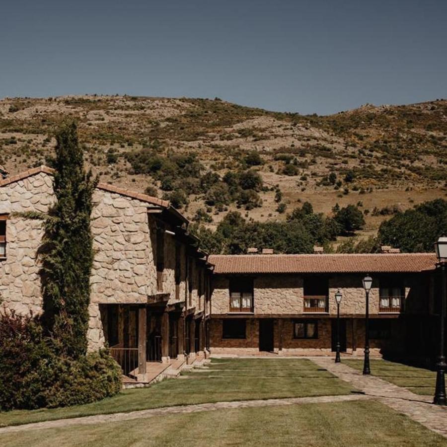 Hotel Ribera Del Corneja Navacepedilla de Corneja Екстер'єр фото