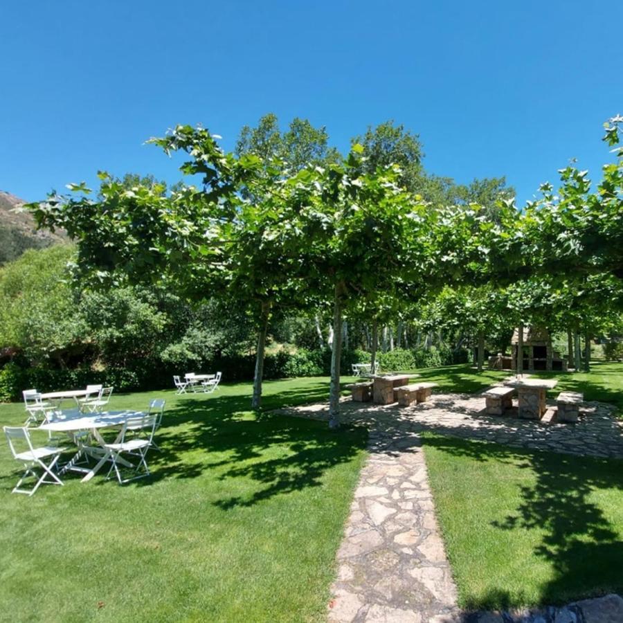 Hotel Ribera Del Corneja Navacepedilla de Corneja Екстер'єр фото