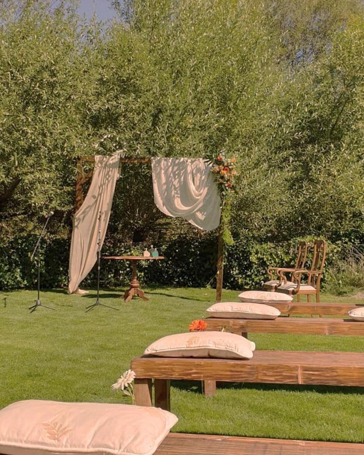Hotel Ribera Del Corneja Navacepedilla de Corneja Екстер'єр фото
