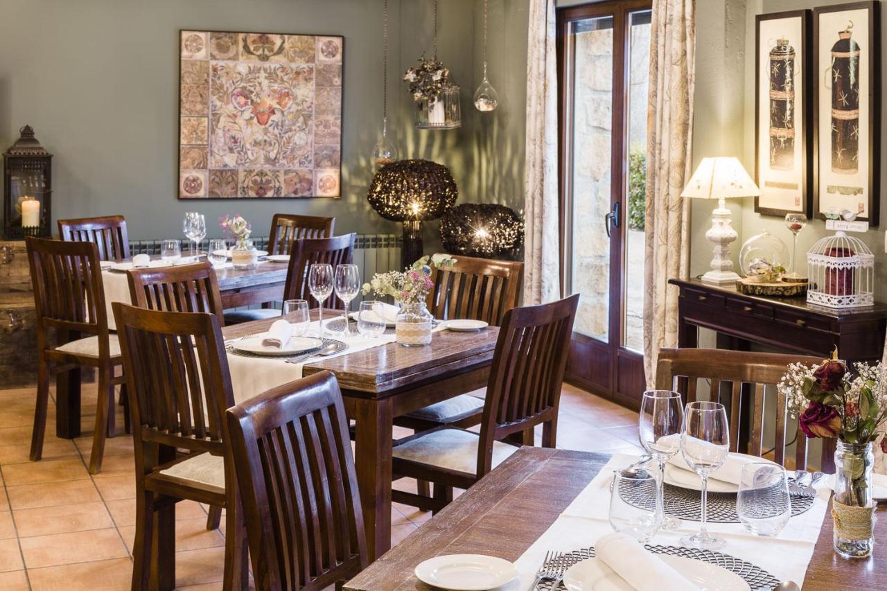 Hotel Ribera Del Corneja Navacepedilla de Corneja Екстер'єр фото
